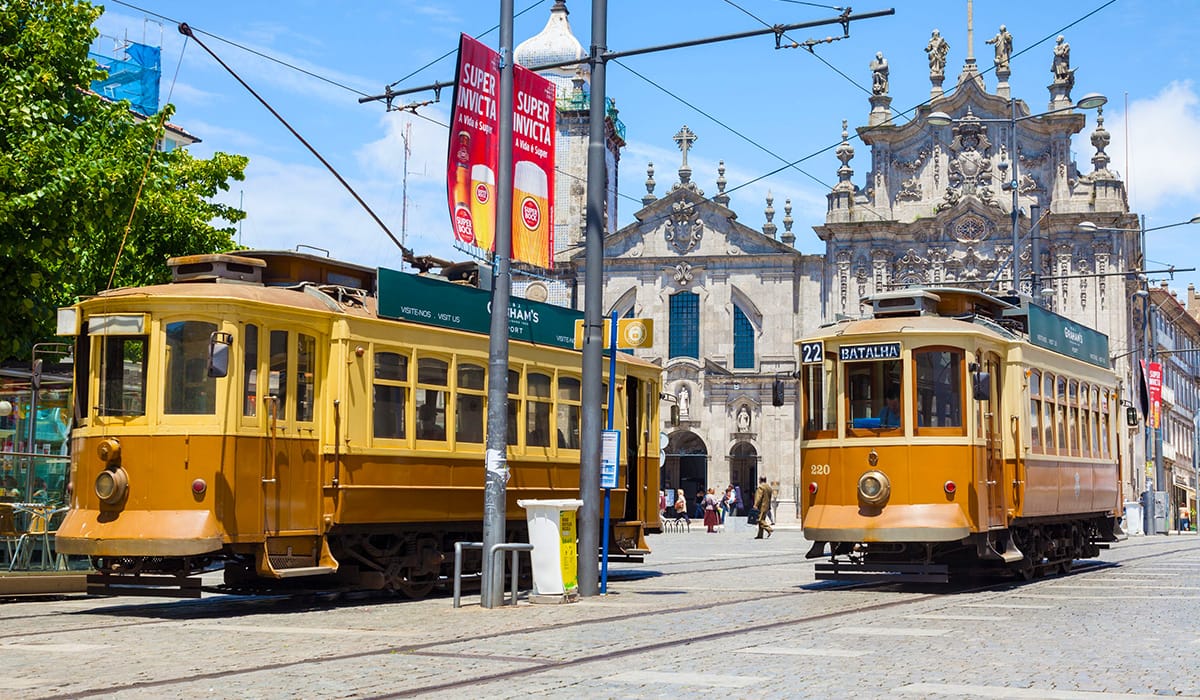 Staré tramvaje v ulicích Porta