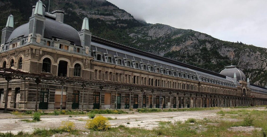 Canfranc_Quai_français_2