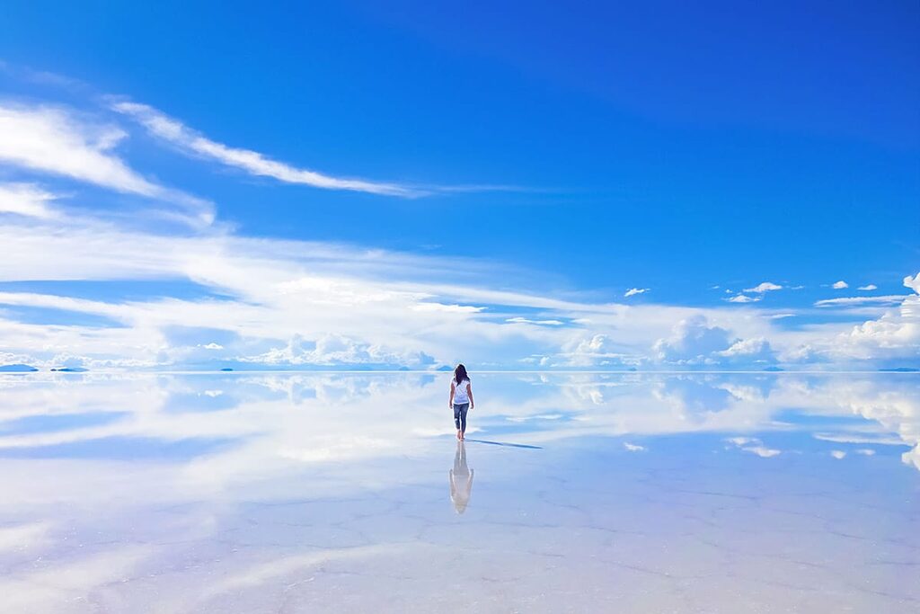 Salar de Uyuni 10 úžasných míst na planětě Zemi