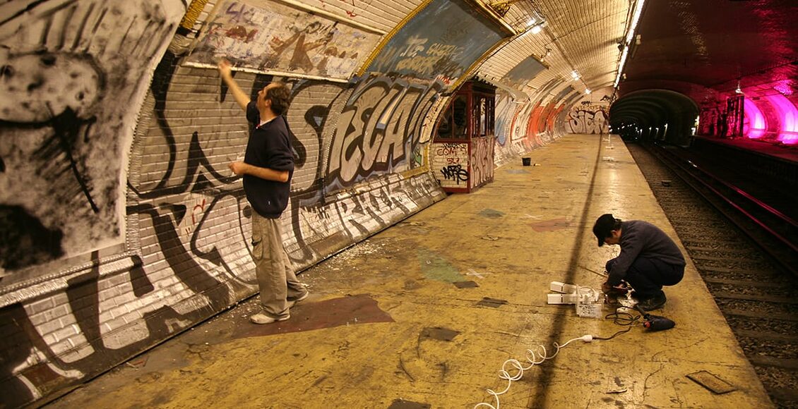 paris-metro-Croix-Rouge