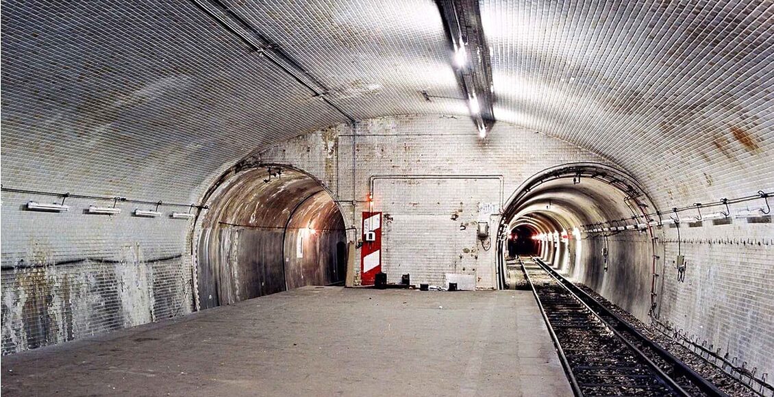 paris-metro-ligne-9-l9-annee-1996-424a-Porte Molitor