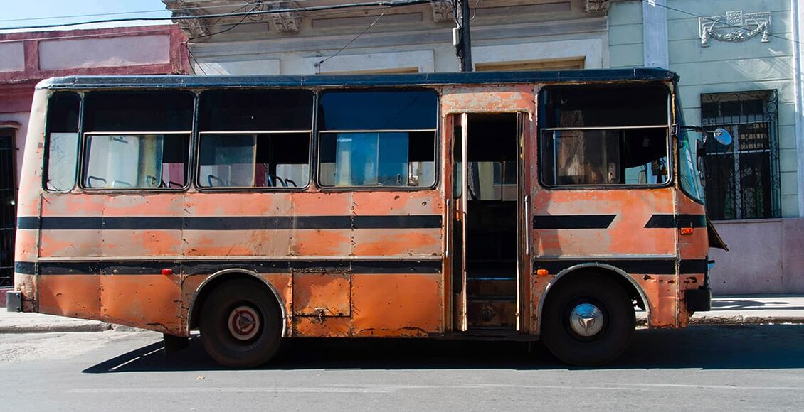 Cuban-public-bus-47418253_l