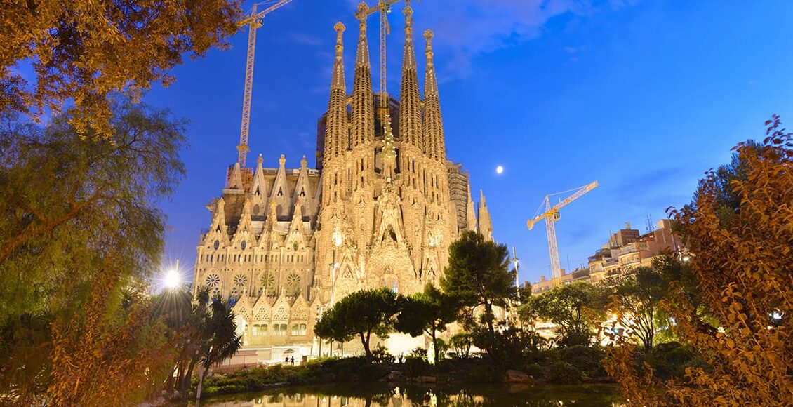 Sagrada-Familia-50076882_l