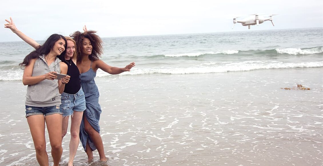 breeze-selfie-on-the-beach