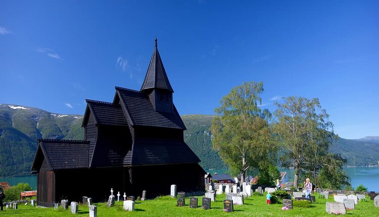 Stavkirke v Urnes