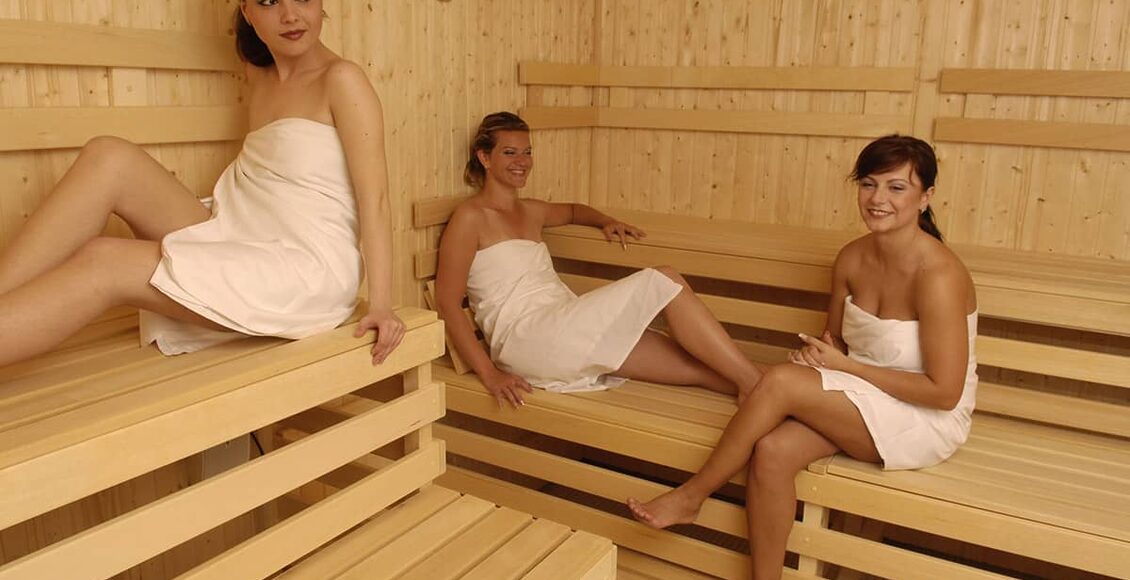 49_Butterfly_sauna