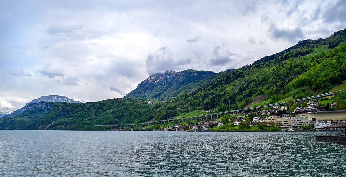 4vecnicka-v-okoli-jezera-Neuchatel