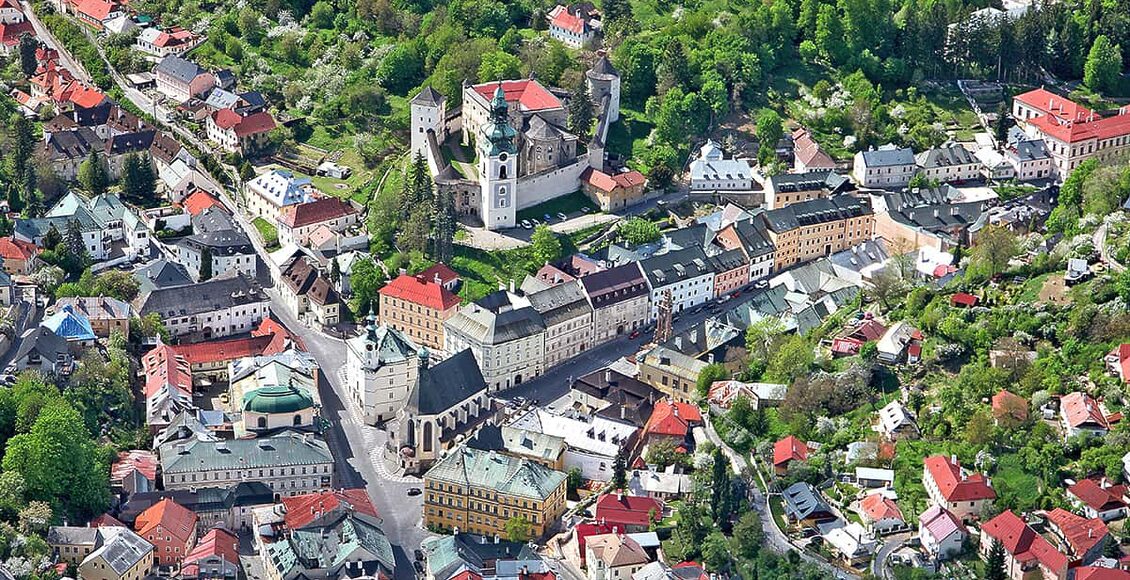 Banska-stiavnica-centrum-letecka