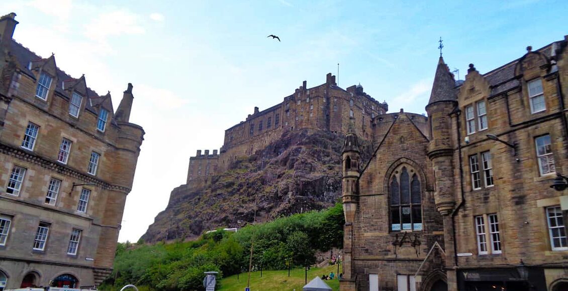 Edinburghsky-hrad_edit
