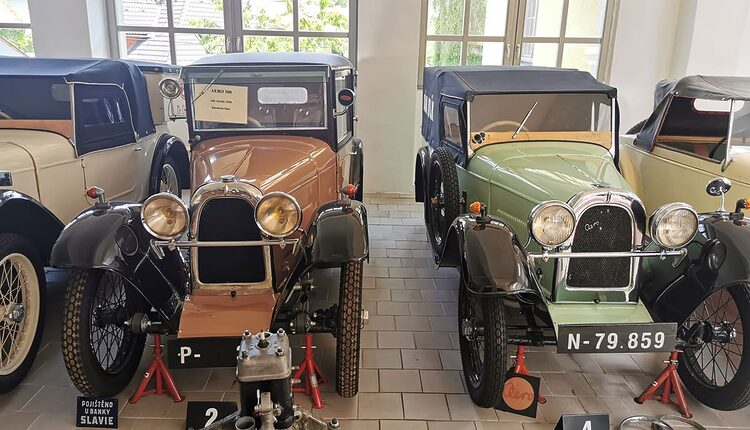 Expozice historických automobilů Aero