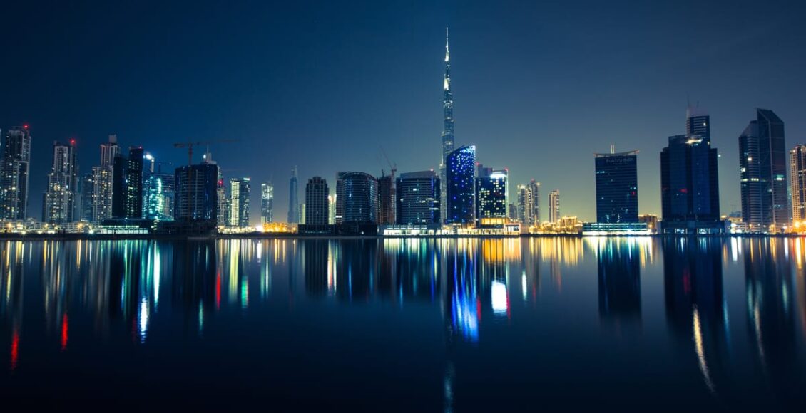 dubaj-v-noci